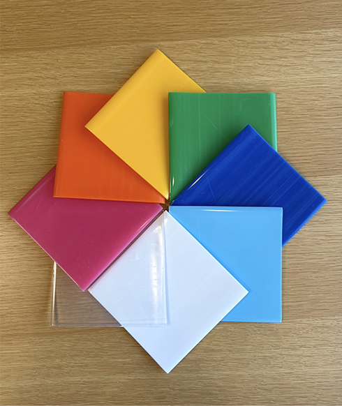 スポーツマウスガードの1枚法の色の種類は下記になります。